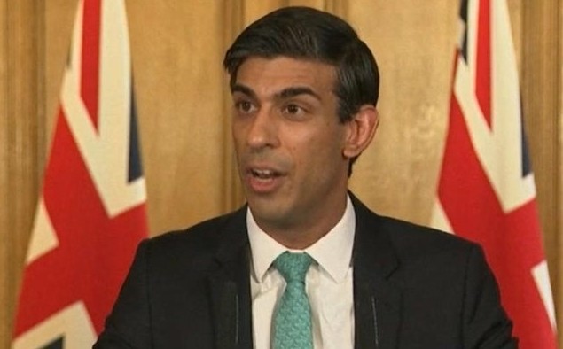 Καταποντίζεται δημοσκοπικά ο Σούνακ