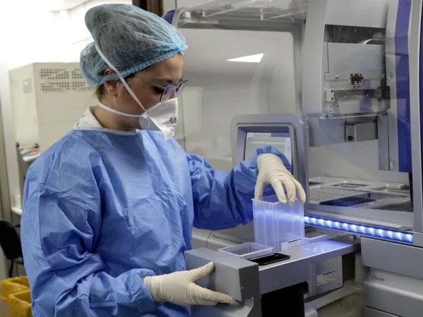 Έρχονται αλλαγές στις διαγνωστικές εξετάσεις – Υποχρεωτικά σε δημόσιες δομές μέρος τους