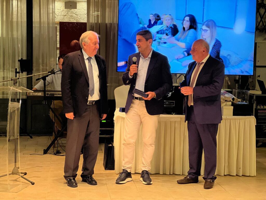 Βραβεύσεις ιστορικών επιχειρήσεων και πρώην στελεχών του Επιμελητηρίου Ηρακλείου