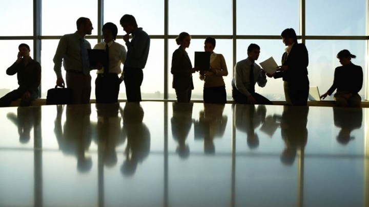 Παραμένει το χάσμα τριτοβάθμιας εκπαίδευσης και αγοράς εργασίας