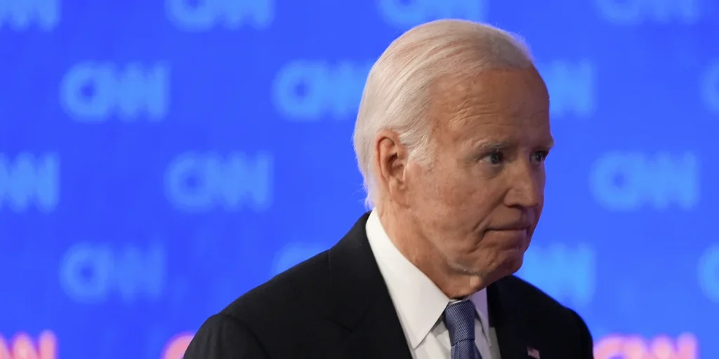 Νευρολόγος λέει ότι ο Μπάιντεν πάσχει σίγουρα από Πάρκινσον