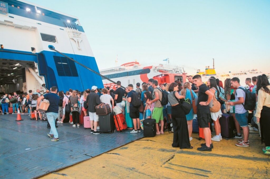 Φωτιά στα εισιτήρια των πλοίων βάζει η πράσινη μετάβαση