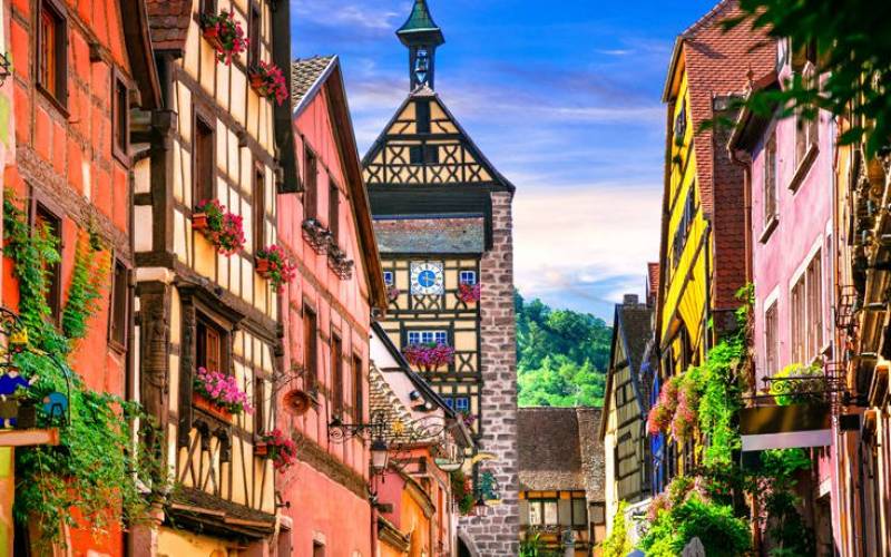 Πάνε… φθινόπωρο διακοπές οι Γάλλοι ταξιδιώτες