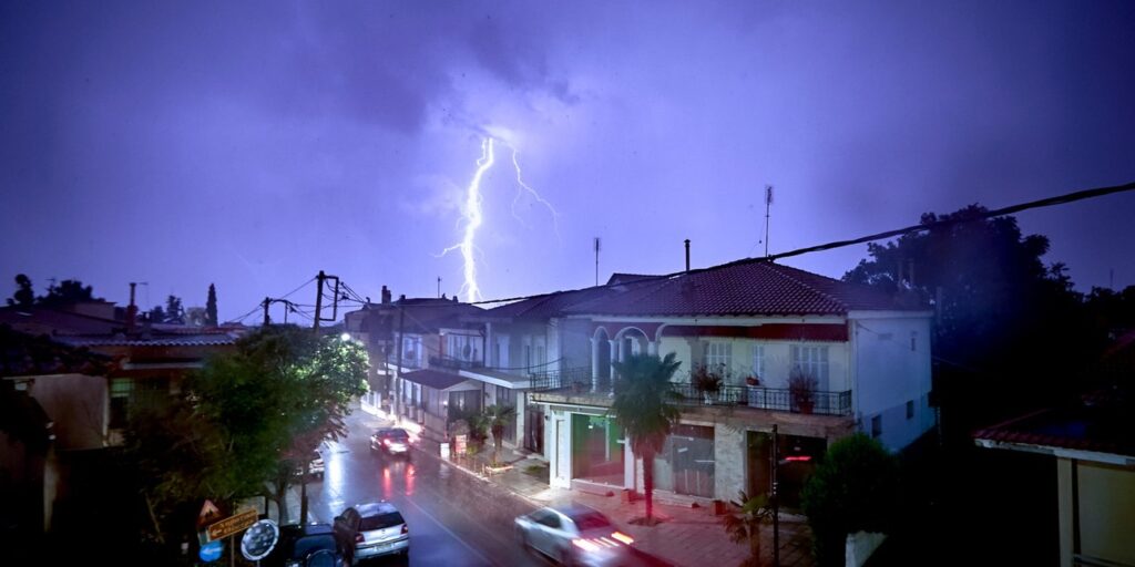 Οι περιοχές με τα μεγαλύτερα προβλήματα από τους κεραυνούς
