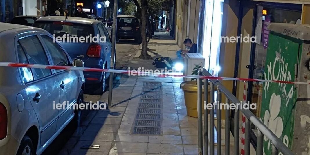 Τρεις τραυματίες κι 74 συλλήψεις μετά από πυροβολισμούς στη Λεωφόρο