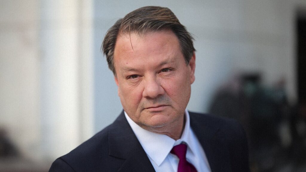 Λύτρας: Στο “σφυρί” μεζονέτα, γραφείο, αλλά όχι η … Ferrari