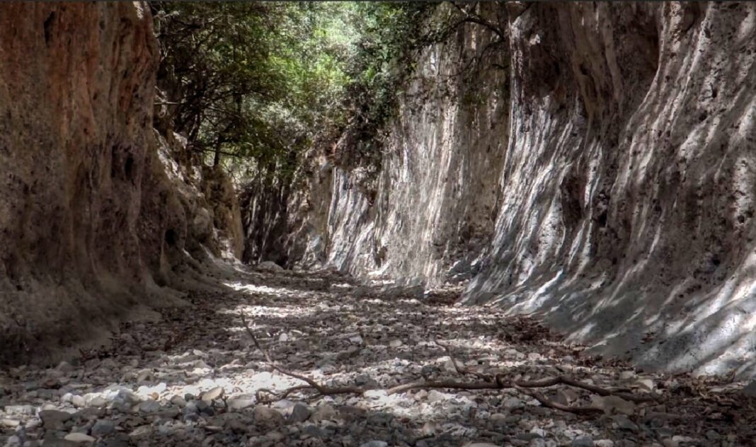 Περιπέτεια στο φαράγγι της Ρόκας
