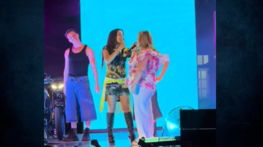 Σάττι και Θώδη μαζί στη σκηνή!