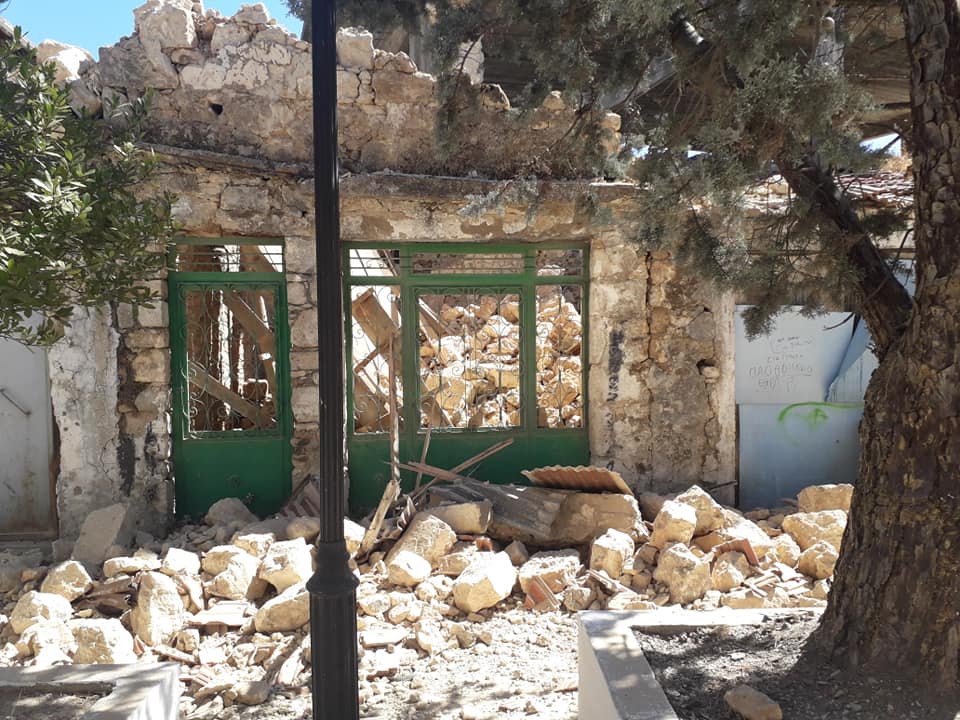 Στην Αποκεντρωμένη Διοίκηση Κρήτης οι σεισμόπληκτοι