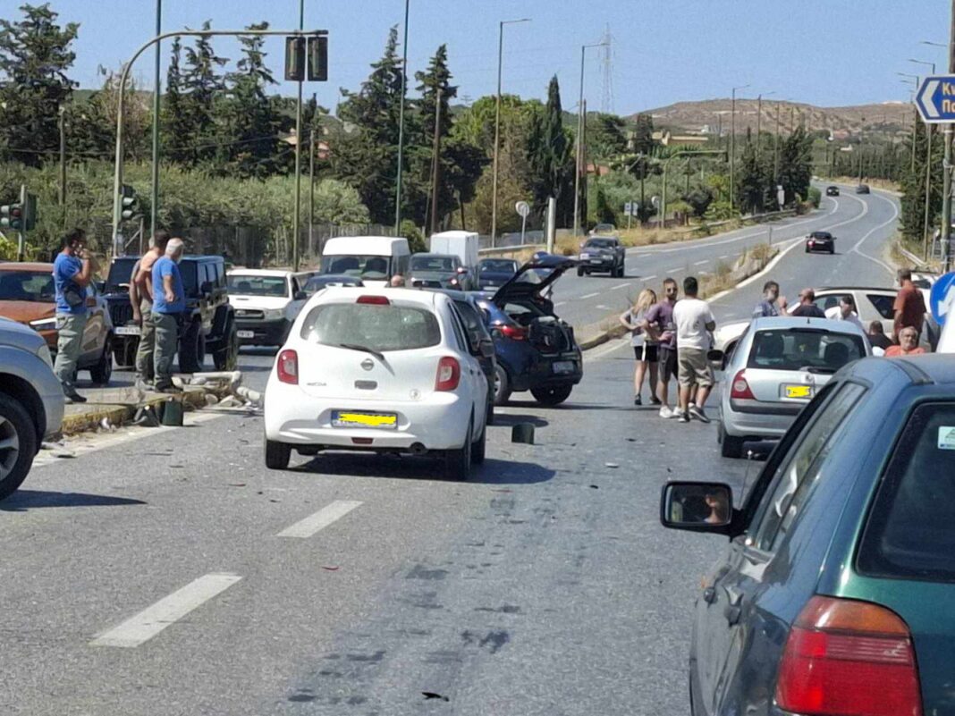Τροχαίο με τραυματισμούς στον κόμβο Σκαλανίου