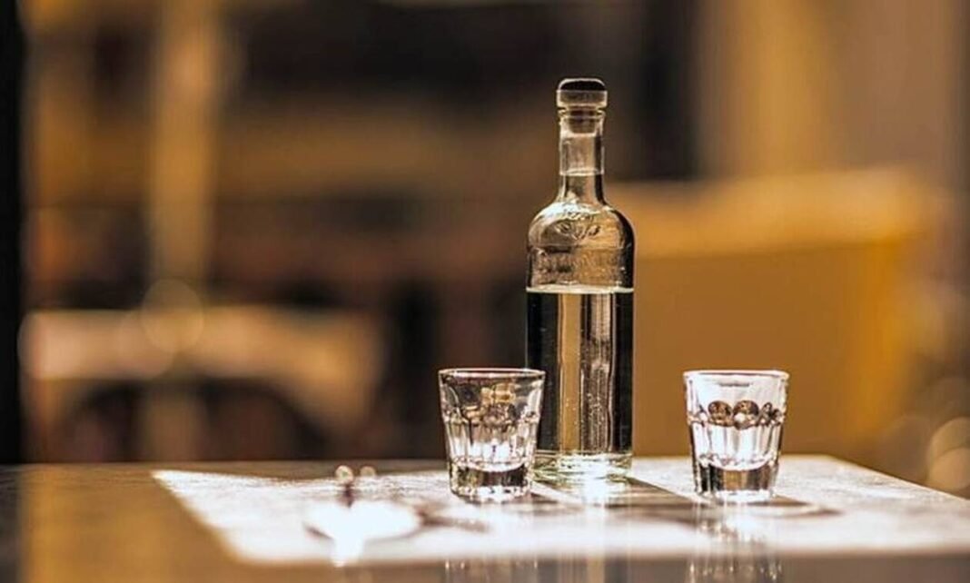 Η κρητική τσικουδιά… σε κίνδυνο