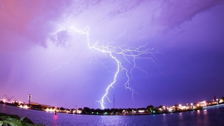 Σε πλήρη εξέλιξη βρίσκεται η επέλαση της κακοκαιρίας – Ισχυρές βροχές και καταιγίδες προβλέπονται από τις μεσημβρινές ώρες