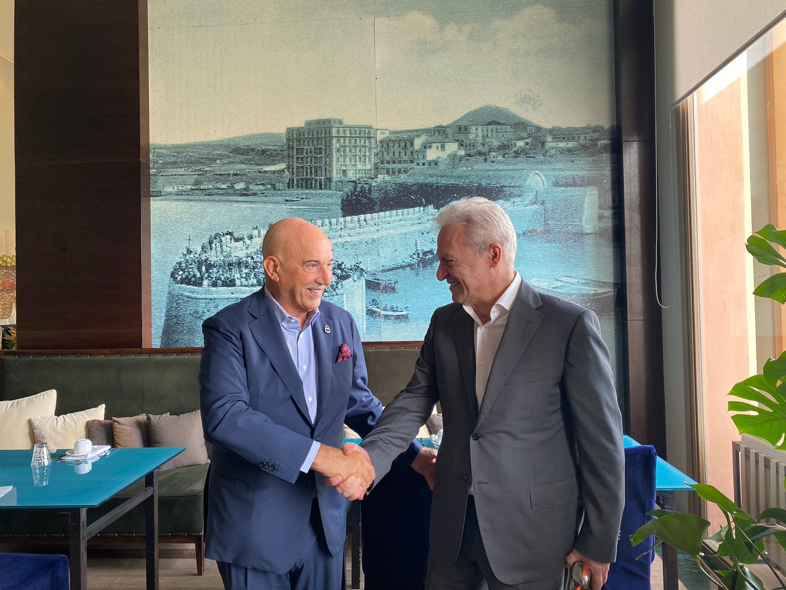 Συνάντηση Καλοκαιρινού – Γκριμάλντι για το λιμάνι (Video)