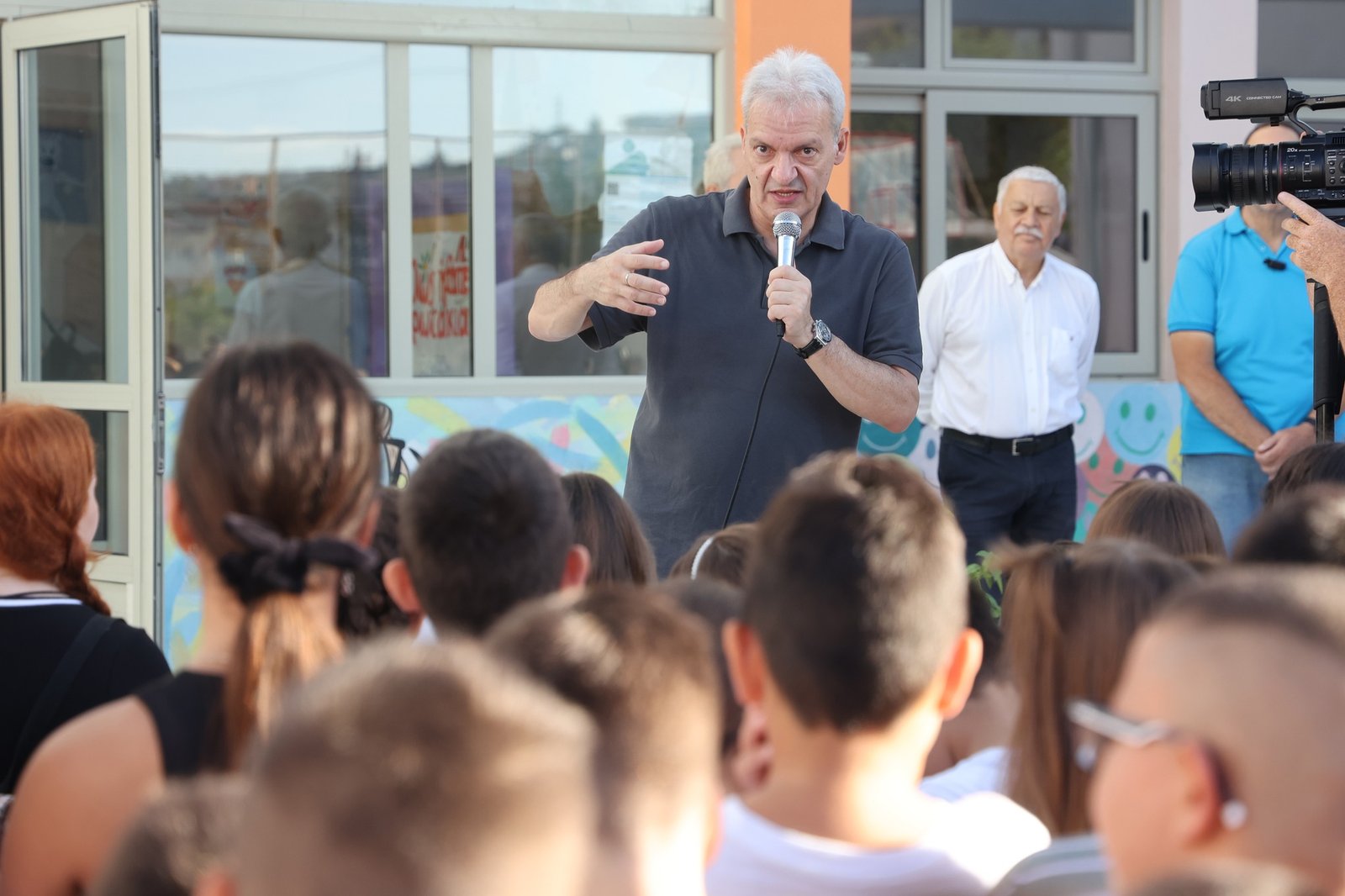 Αλέξης Καλοκαιρινός: «Τα παιδιά είναι το μέλλον» (Video)