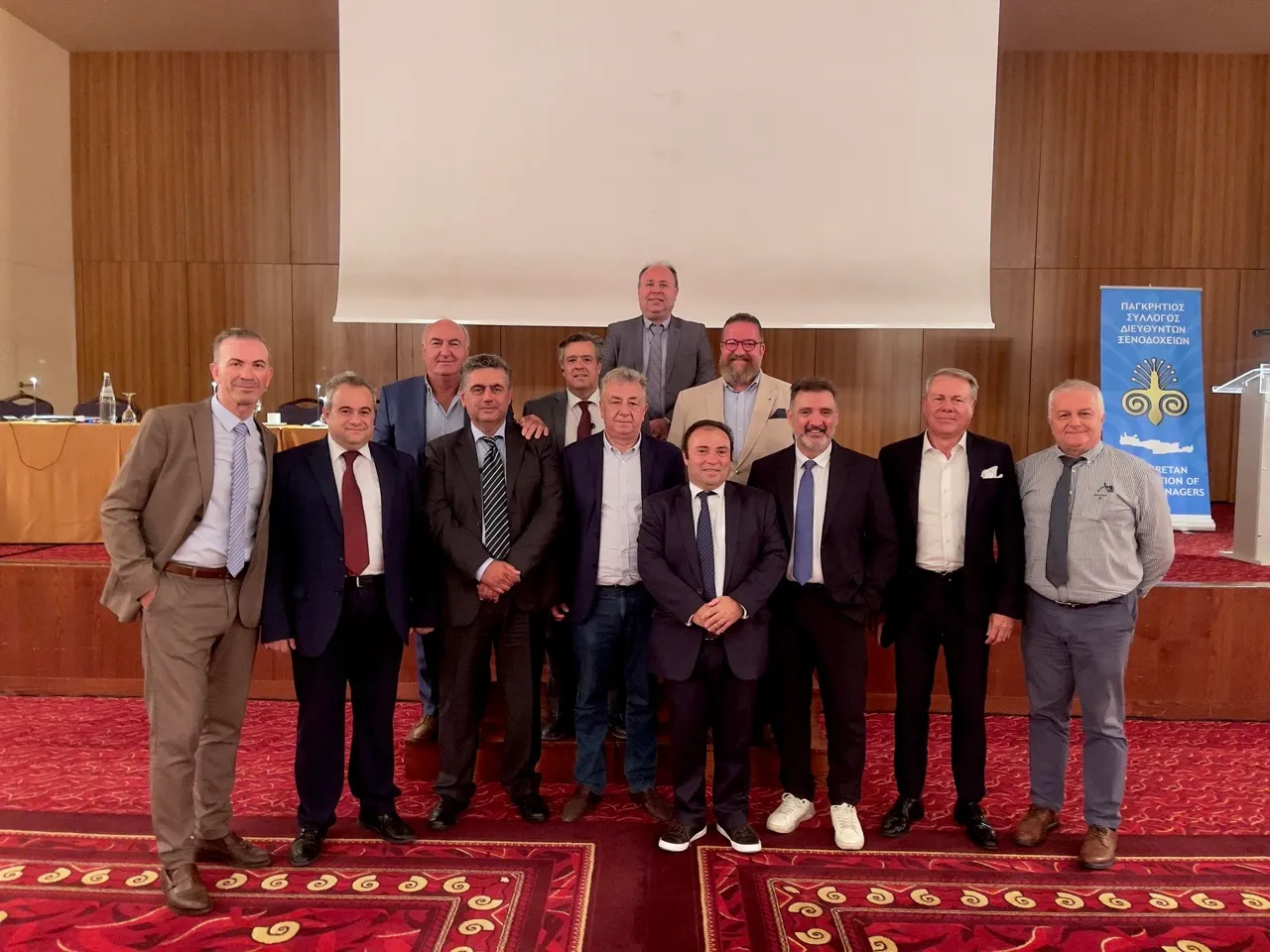 Στ. Αρναουτάκης: «Ο τουρισμός στην Κρήτη στηρίζεται στα στελέχη και τους εργαζόμενους του»