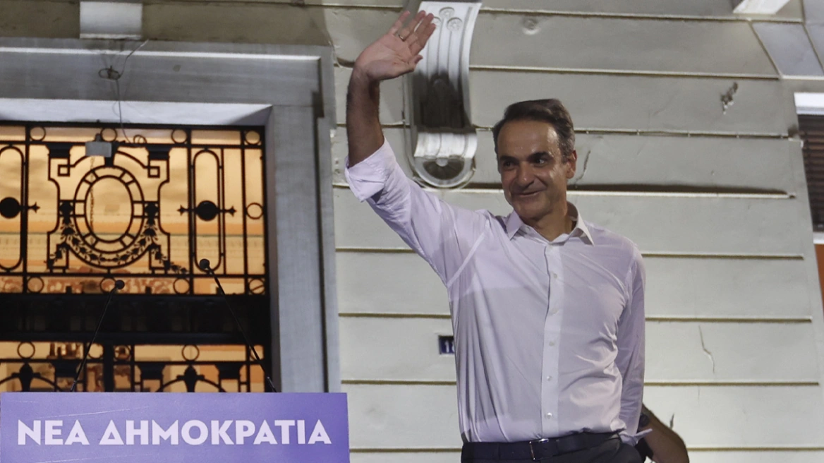 Κ.. Μητσοτάκης: «Όσο πλατύτερα απλώνονται τα κλαριά της ΝΔ, τόσο δικαιώνουν την ισχύ που έχουν οι ρίζες της»