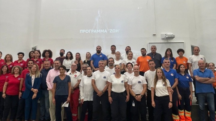 Ένα πρόγραμμα ζωής, στην Περιφέρεια Κρήτης – 260 απινιδωτές σε αθλητικούς και πολυσύχναστους χώρους