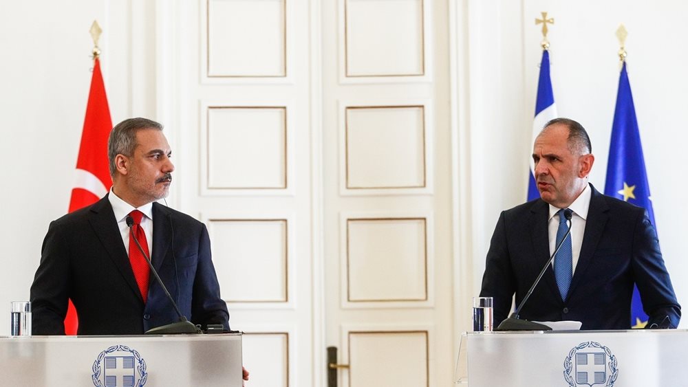 Συνάντηση Γεραπετρίτη – Φιντάν: Δύσκολη συζήτηση με όρους κανονικότητας για τις εκατέρωθεν κόκκινες γραμμές