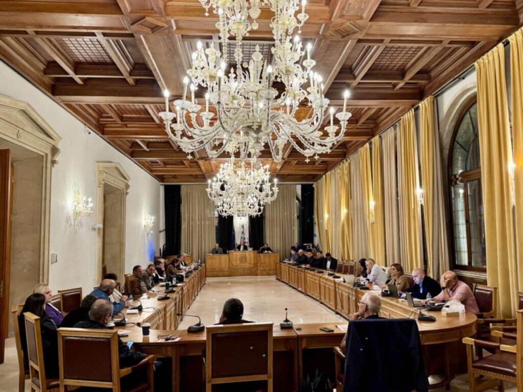 Συνεδριάζει την Τετάρτη το Δημοτικό Συμβούλιο Ηρακλείου