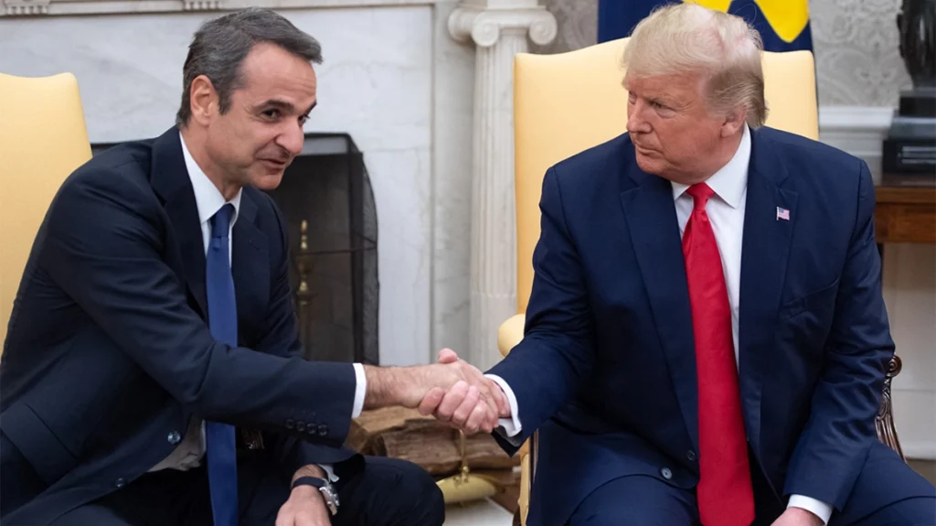 Τηλεφωνική επικοινωνία Μητσοτάκη με Τραμπ πριν από λίγο – Τον κάλεσε στην Αθήνα ο πρωθυπουργός