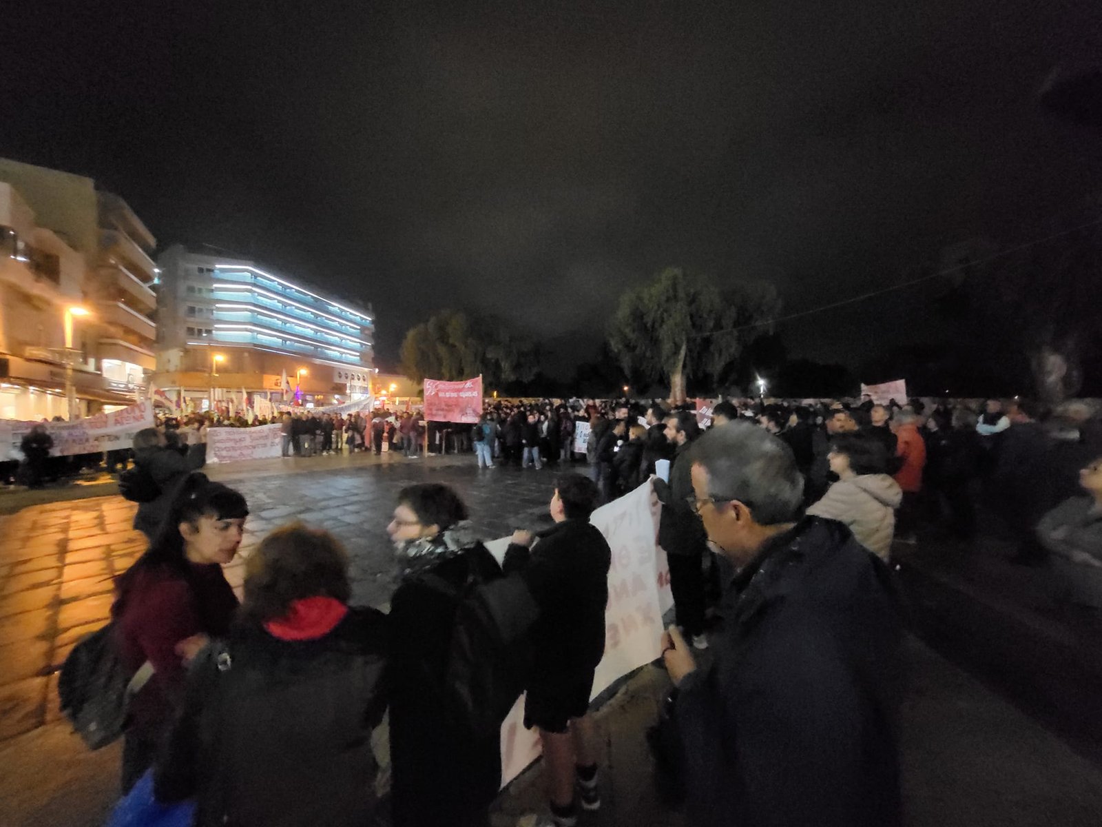 Πολύς κόσμος στην πορεία για το Πολυτεχνείο στο Ηράκλειο