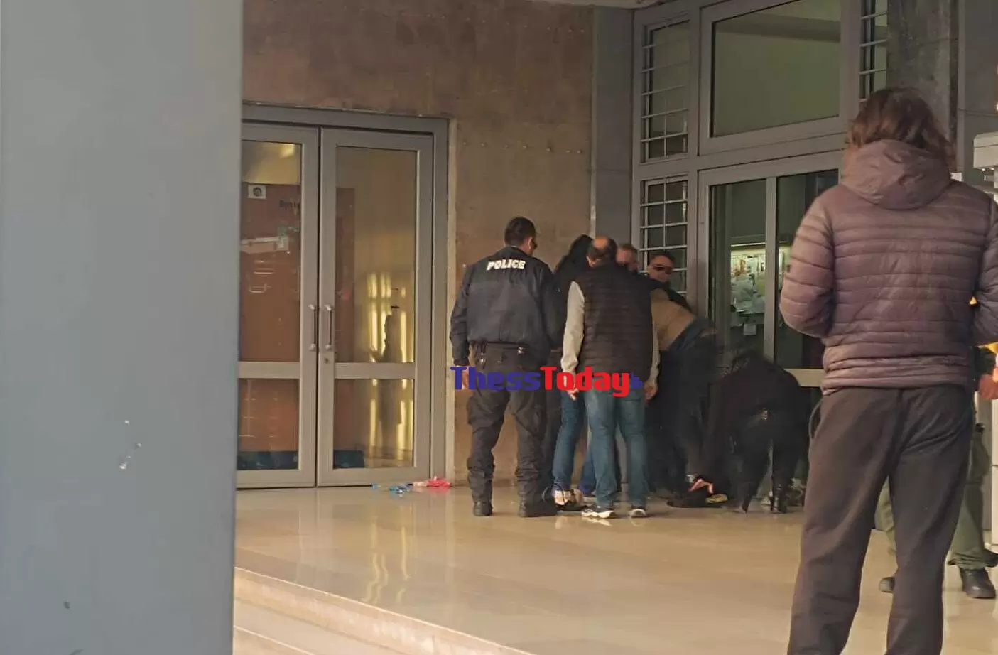 Θεσσαλονίκη: Άνδρας απειλούσε ότι θα ανατινάξει το δικαστήριο – Βρέθηκε ρέπλικα όπλο στην τσάντα του