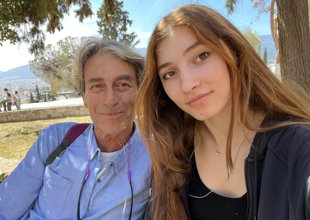 Λήδα Μανθοπούλου: «Πιστεύω ότι ο πατέρας μου θα είναι περήφανος για μένα και τον αδελφό μου»