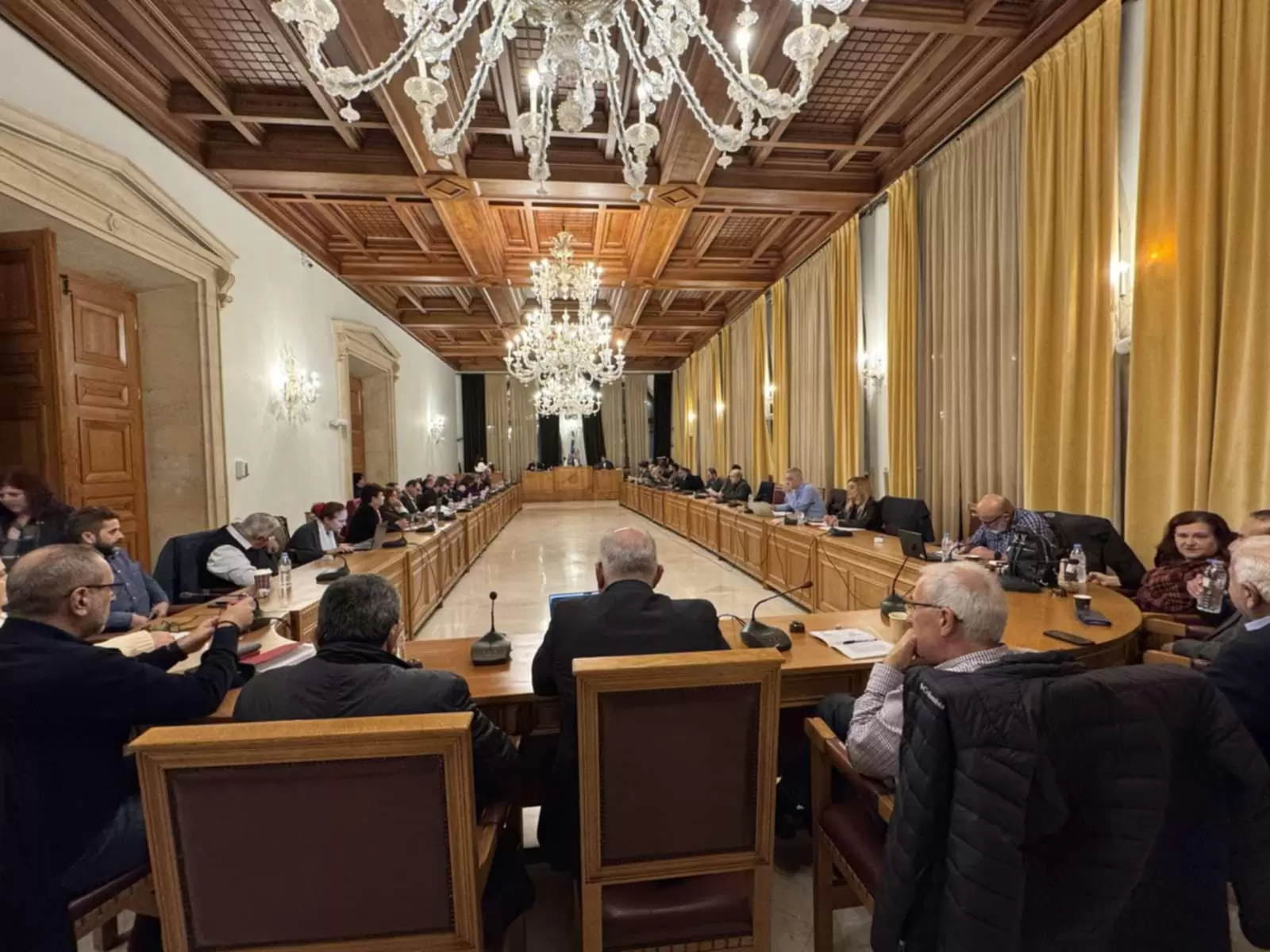 Συνεδριάζει τη Δευτέρα το Δημοτικό Συμβούλιο Ηρακλείου