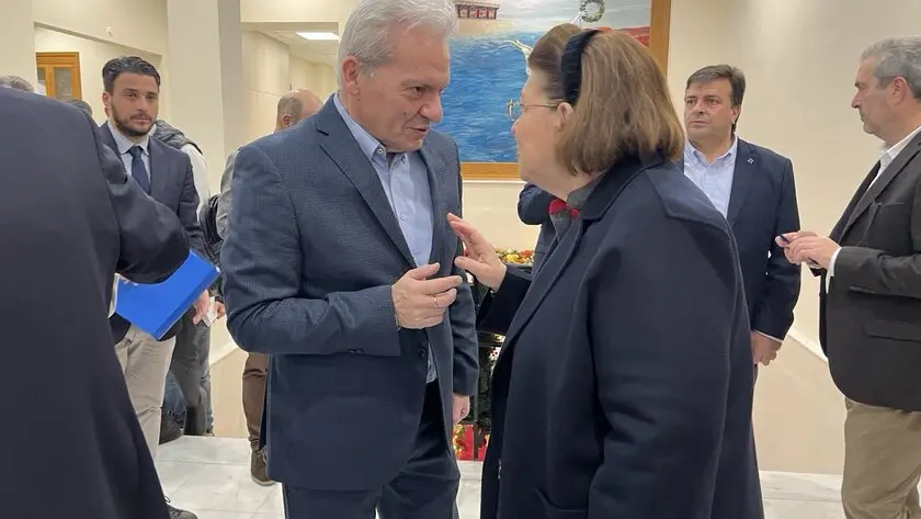 Συνάντηση του Αλ. Καλοκαιρινού στην Αθήνα με τη Λ. Μενδώνη