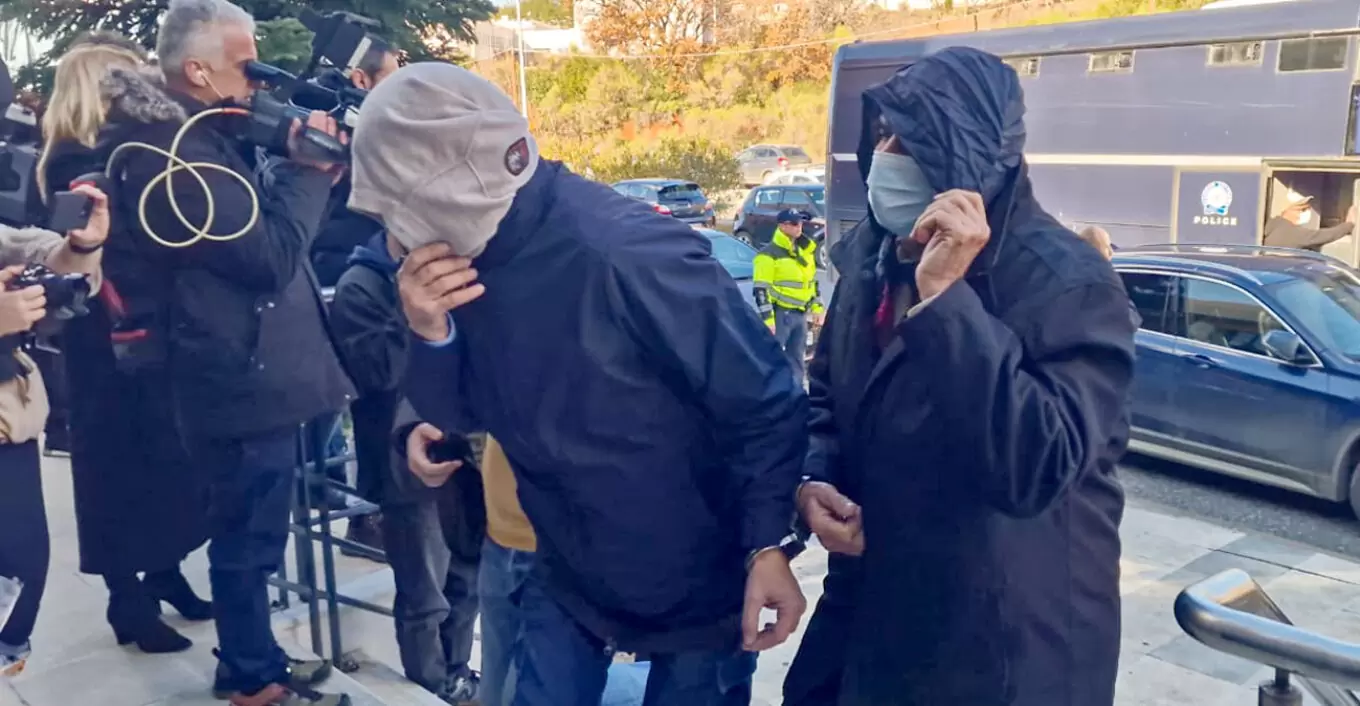 Κύκλωμα πολεοδόμων: «Οι αμοιβές οι μπαμπάτσικες είναι €20.000, θα είναι μια χρυσή τριετία» – Οι διάλογοι που τους έκαψαν