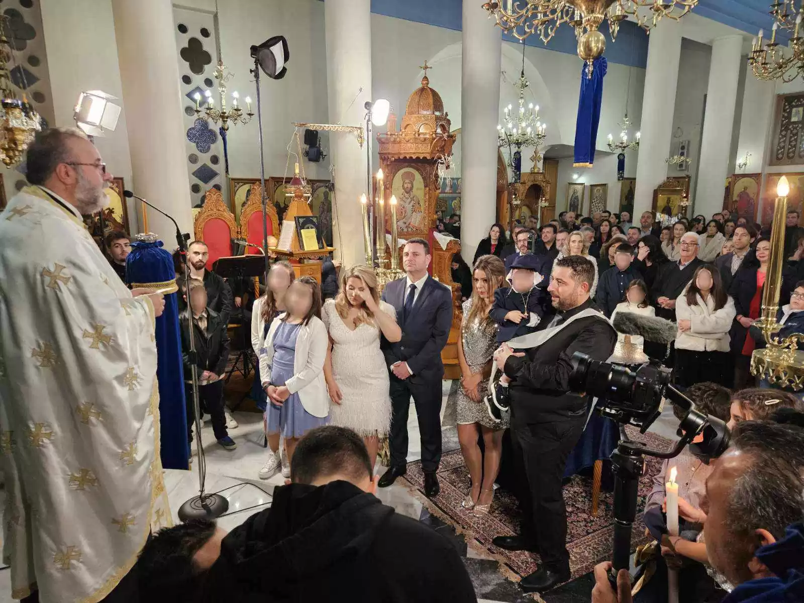 Βάφτισαν το γιο τους στο Ηράκλειο ο επιχειρηματίας Μανούσος Κλειδής και η σύζυγος του Γεωργία Μαστοράκη (Φωτογραφίες από την όμορφη τελετή)