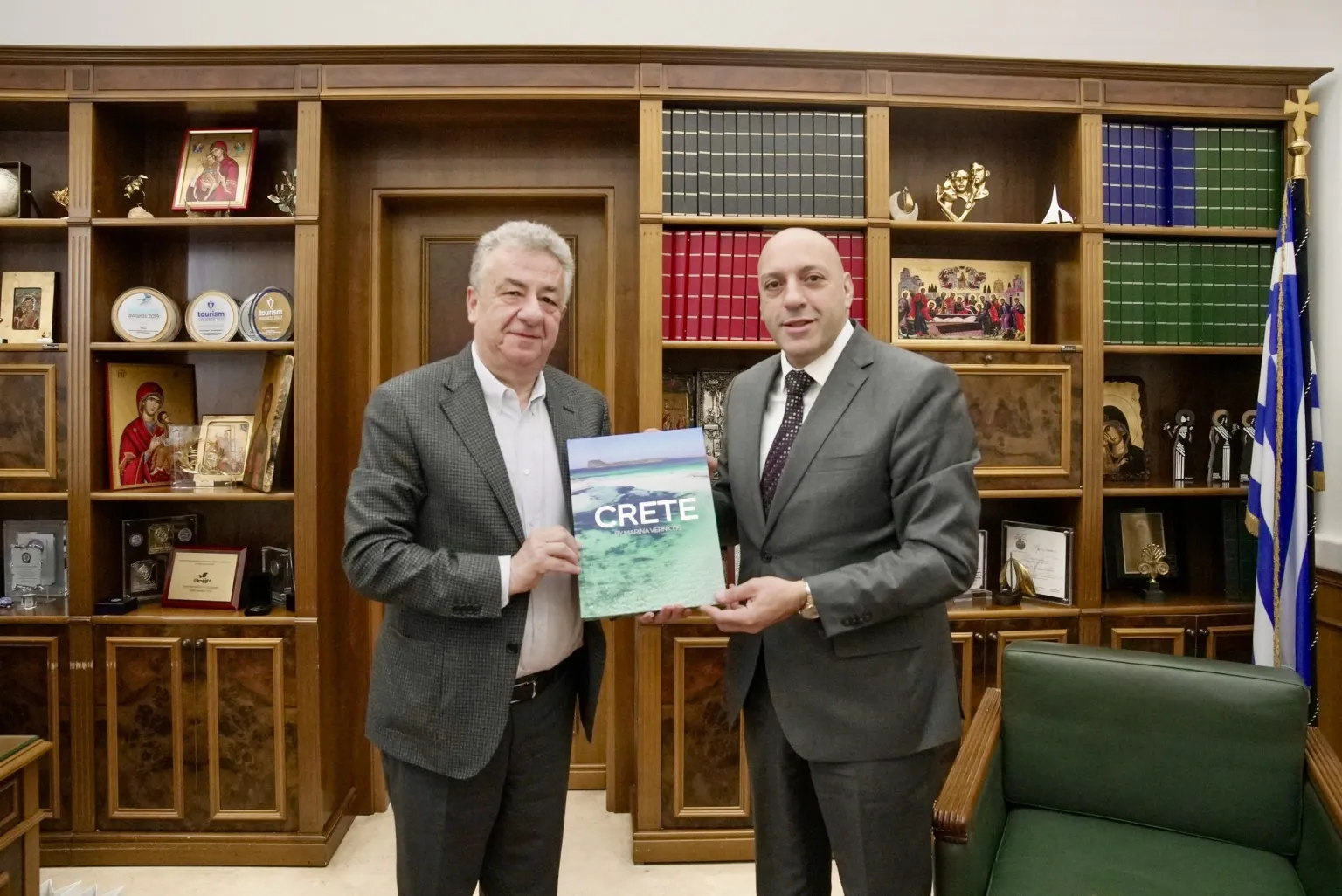 Ο Διπλωματικός Εκπρόσωπος της UNICEF στην Ελλάδα και ο Περιφερειάρχης Κρήτης έθεσαν τις βάσεις μιας αποτελεσματικής συνεργασίας προς όφελος των παιδιών