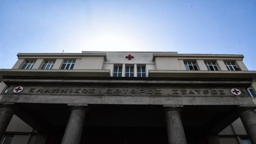 Έπεσε ασανσέρ στον «Ερυθρό Σταυρό»: Τέσσερις τραυματίες