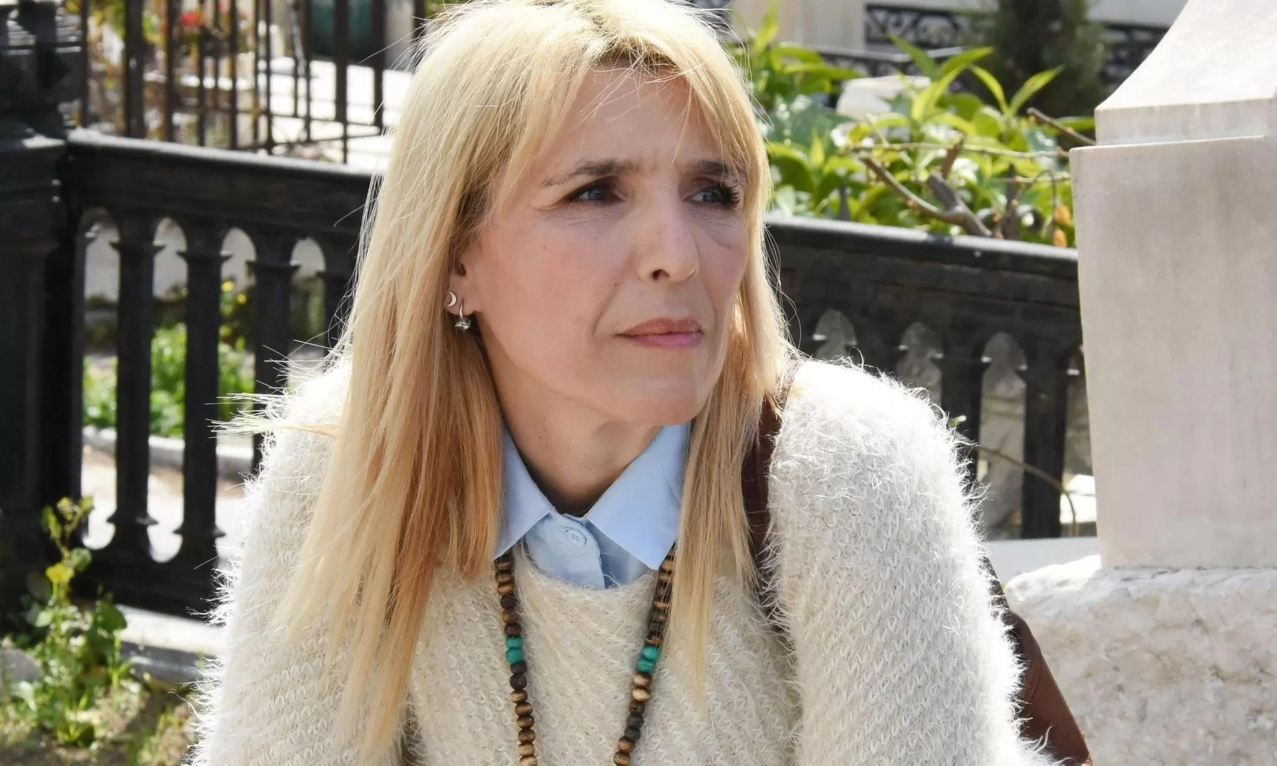 Ρένα Κουβελιώτη: Τροχαίο για τον γιο της δημοσιογράφου – «Μερικά εκατοστά μας χωρίζουν από την άβυσσο»