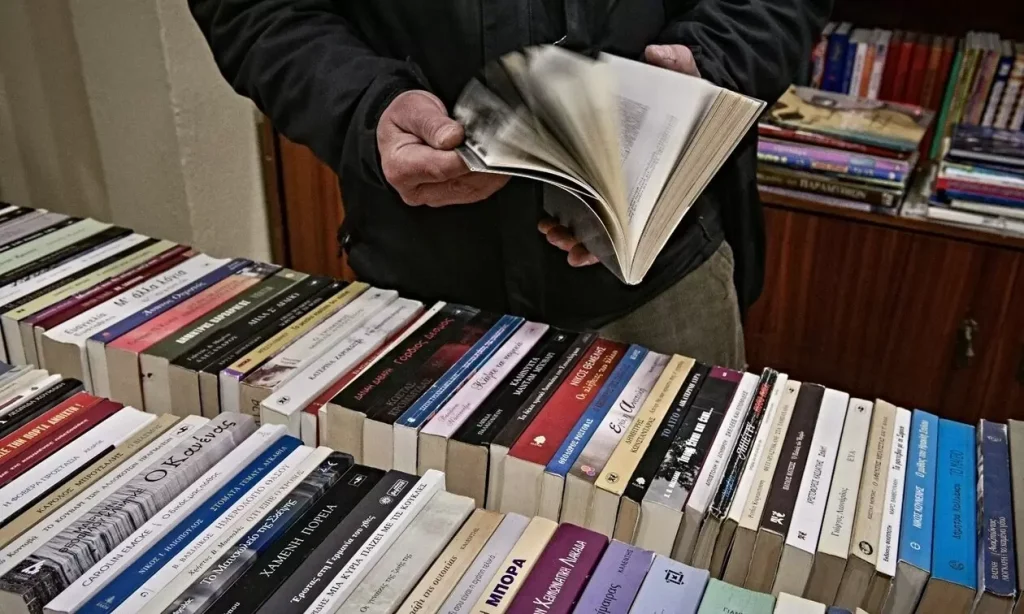 ΥΠΠΟ: Οι βραχείες λίστες των κρατικών λογοτεχνικών βραβείων 2024