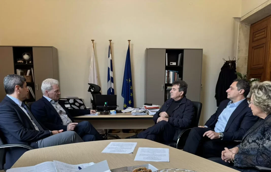 Τι είπαν Καλοκαιρνός και Χρυσοχοΐδης – Επίσημη ανακοίνωση από το γραφείο του δήμου Ηρακλείου