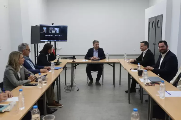 Το ΠΑΣΟΚ καταθέτει τροπολογία για την απαγόρευση κατάληψης δημοσίων θέσεων μετά τη συνταξιοδότηση δικαστικών