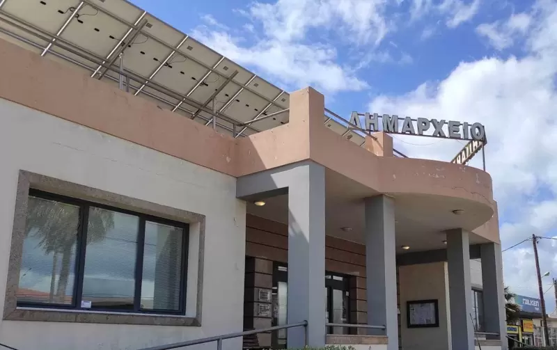 Ο δήμαρχος Πλατανιά ζητά την προτεραιότητα στην εξέταση των αιτήσεων φωτοβολταϊκών για δημοτικά κτίρια
