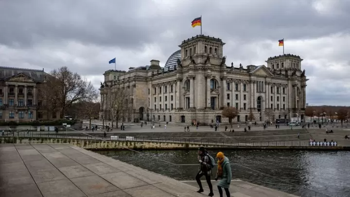 Εκλογές στη Γερμανία: Προς συνασπισμό CDU/CSU- SPD