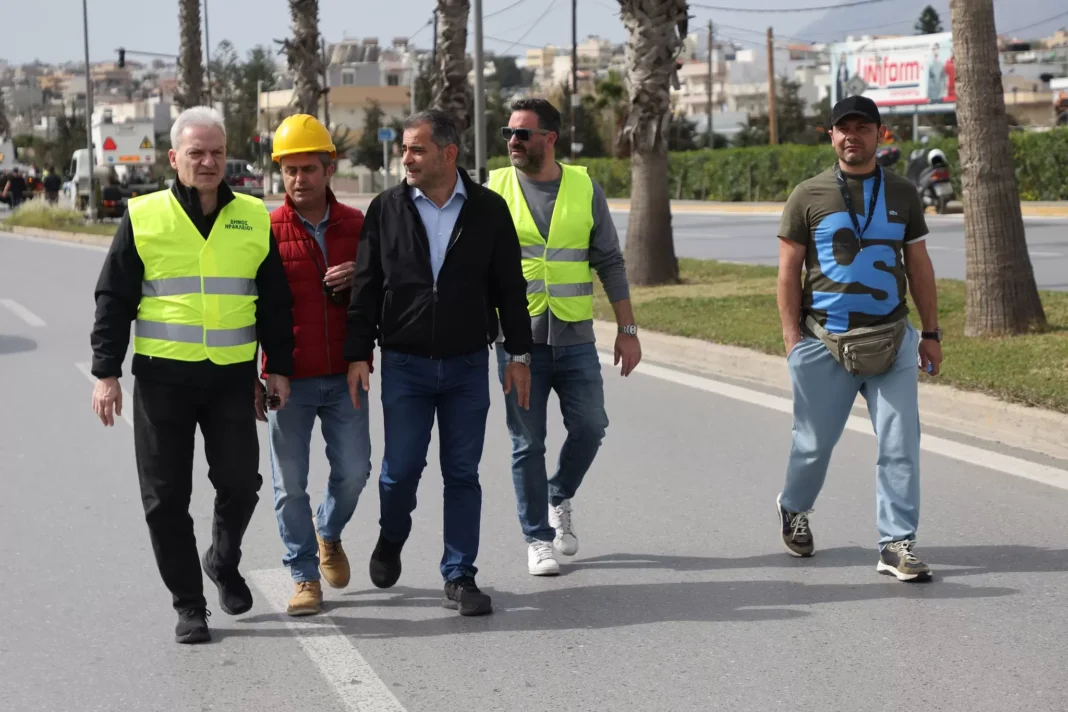 Αντικαταστάθηκαν οι 14 πυλώνες φωτισμού στη λεωφόρο Παναγιωτάκη