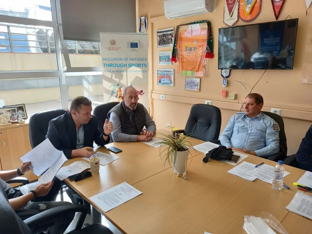 Σύσκεψη στο Παγκρήτιο στάδιο για την προετοιμασία διεξαγωγής τoυ Run Greece 2025 με συνδιοργανωτή το Δήμο Ηρακλείου