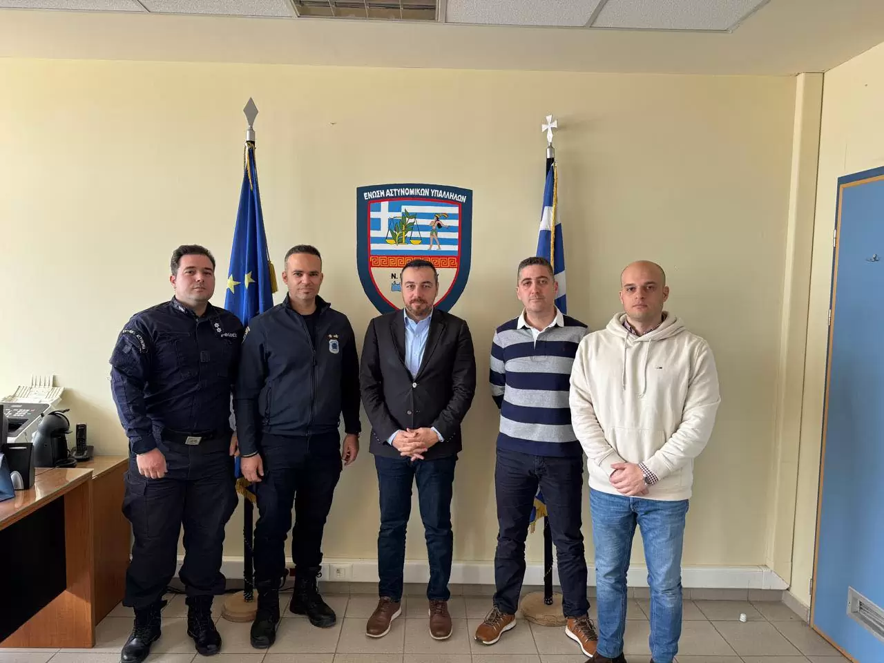 Συνάντηση Φρ. Παρασύρη με τους αστυνομικούς του Ηρακλείου