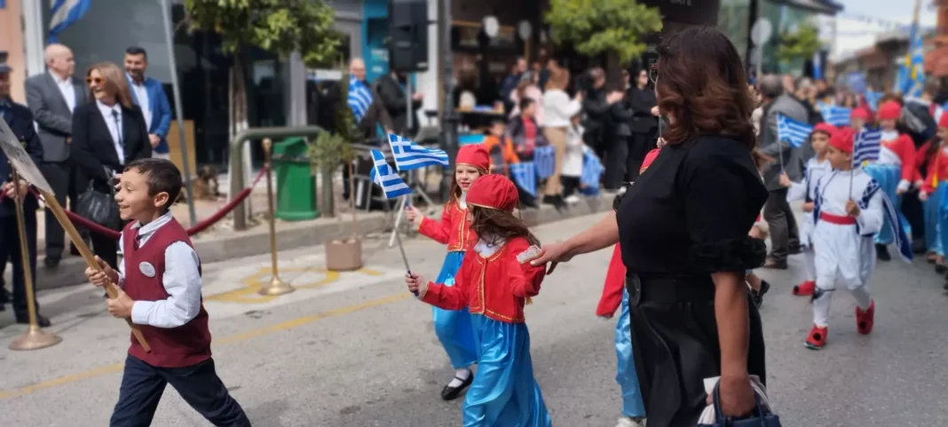 Με λαμπρότητα και κάθε επισημότητα ο εορτασμός της 25ης Μαρτίου στον Δήμο Μινώα Πεδιάδας