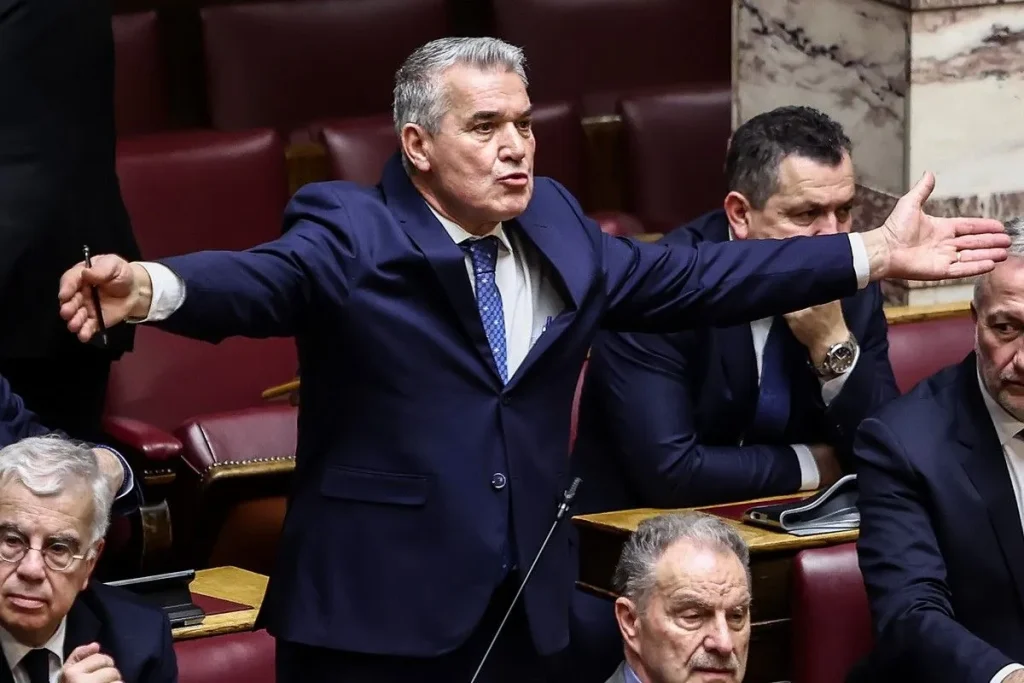 Προς την έξοδο από τη Ν.Δ. ο βουλευτής Δράμας, Δ. Κυριαζίδης μετά το χυδαίο σχόλιο προς την Κωνσταντοπούλου