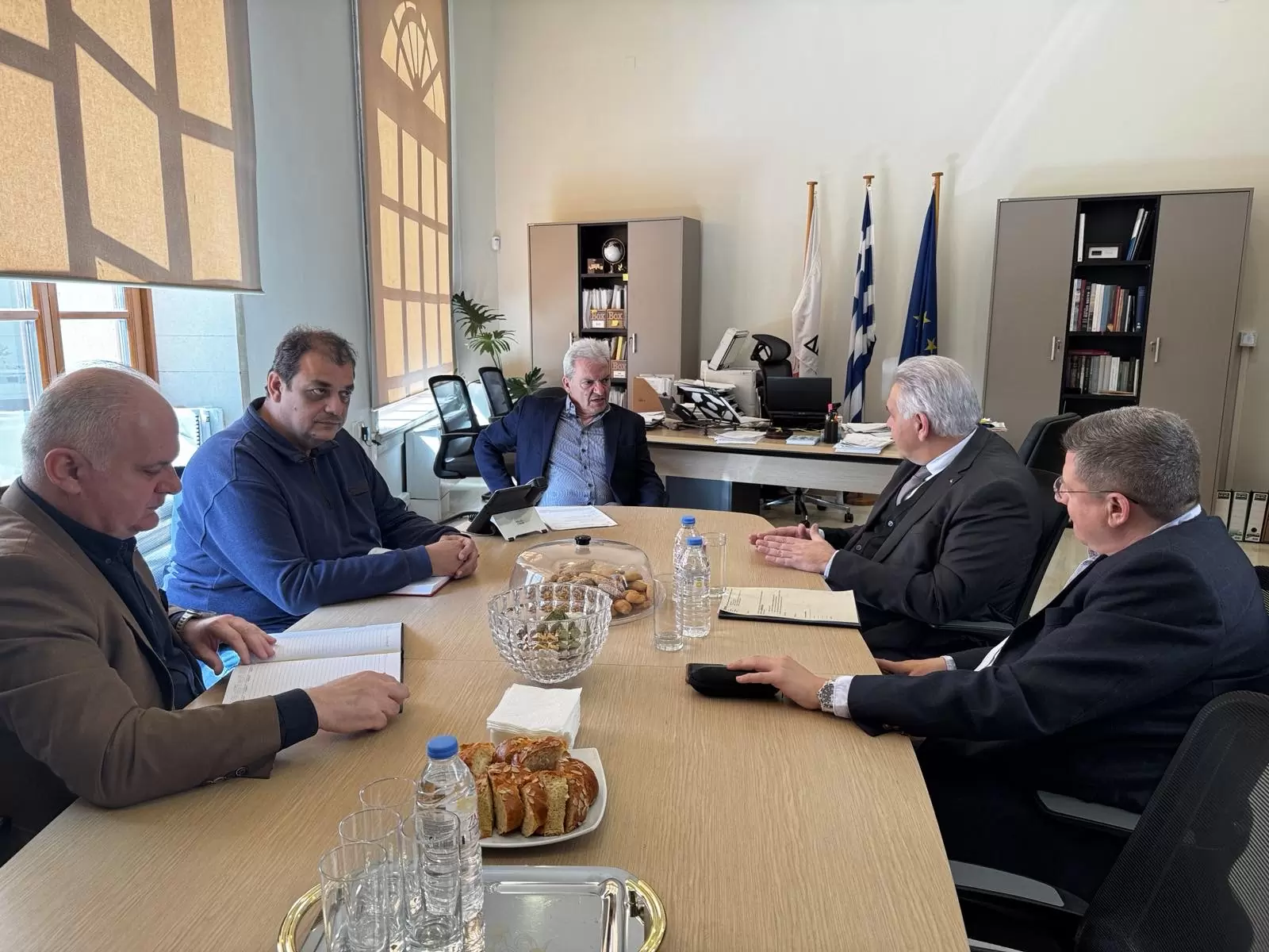 Συνάντηση Καλοκαιρινού-Καρκανάκη με στόχο μια ισχυρή συνεργασία