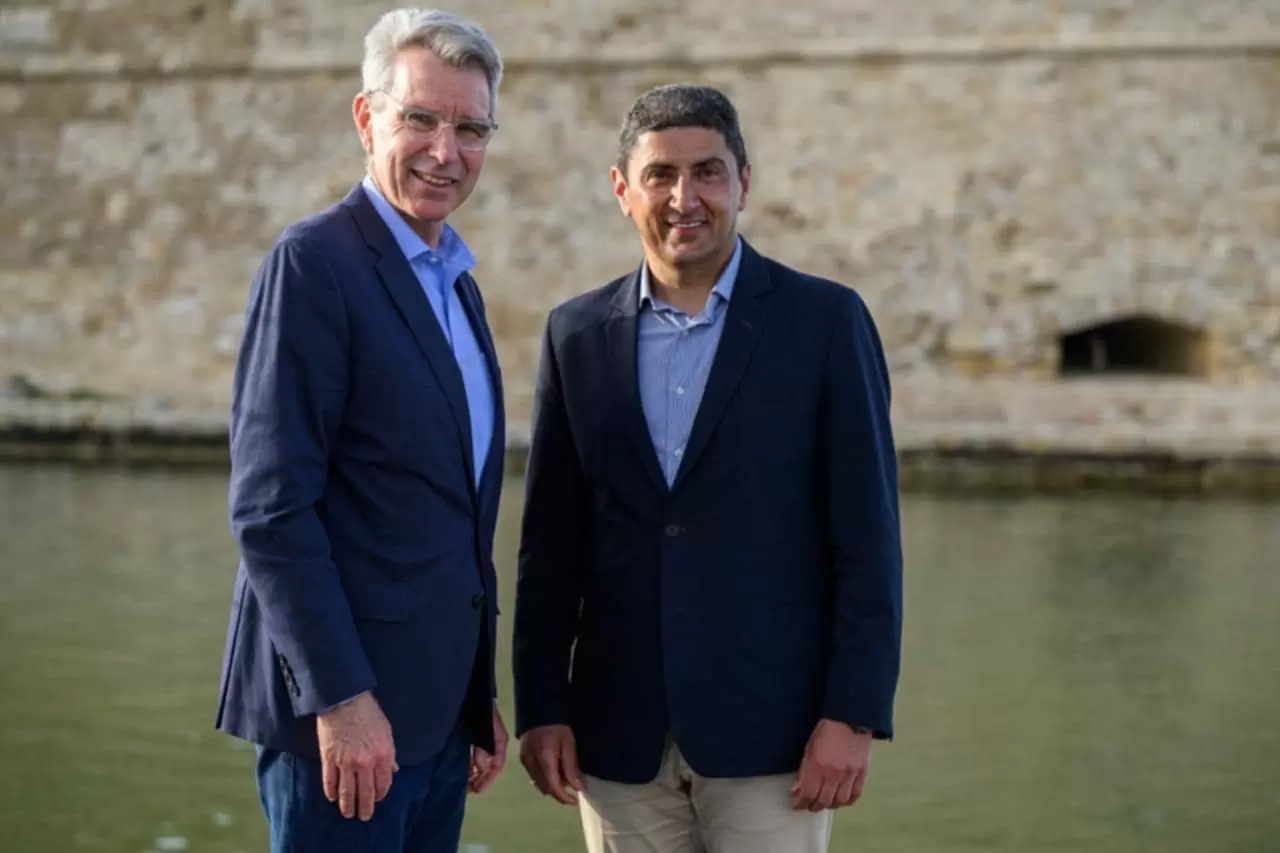 Ένας φίλος της Κρήτης επιστρέφει…