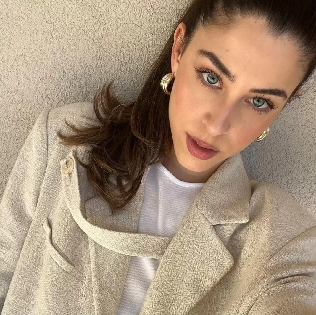 Demy: Το μήνυμα που ανησύχησε τους θαυμαστές της