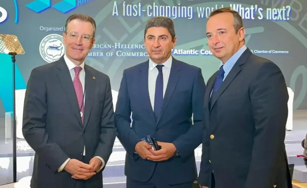 Ηράκλειο: Παρουσία επιχειρηματιών και πολιτικών, το αναπτυξιακό επενδυτικό συνέδριο του 2025