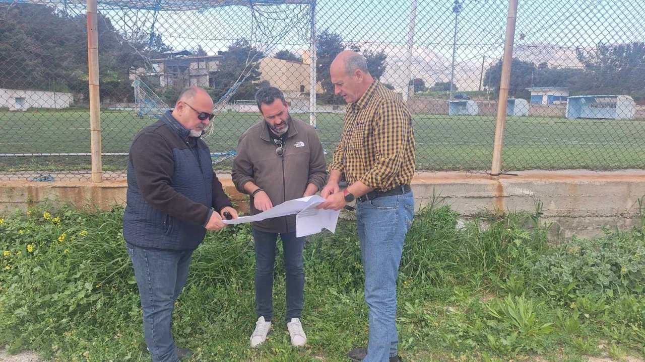 Μια νέα παιδική χαρά ξεκινάει να κατασκευάζεται στον Άγιο Μύρωνα