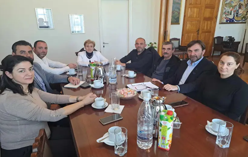 Ρέθυμνο: Συνάντηση της Μαρίας Λιονή με την Ομοσπονδία Τουριστικών Καταλυμάτων για θέματα τουρισμού